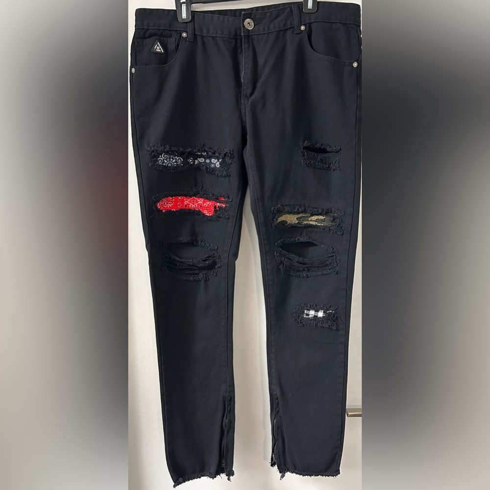 DNM DC1983 Collection Distressed Jeans